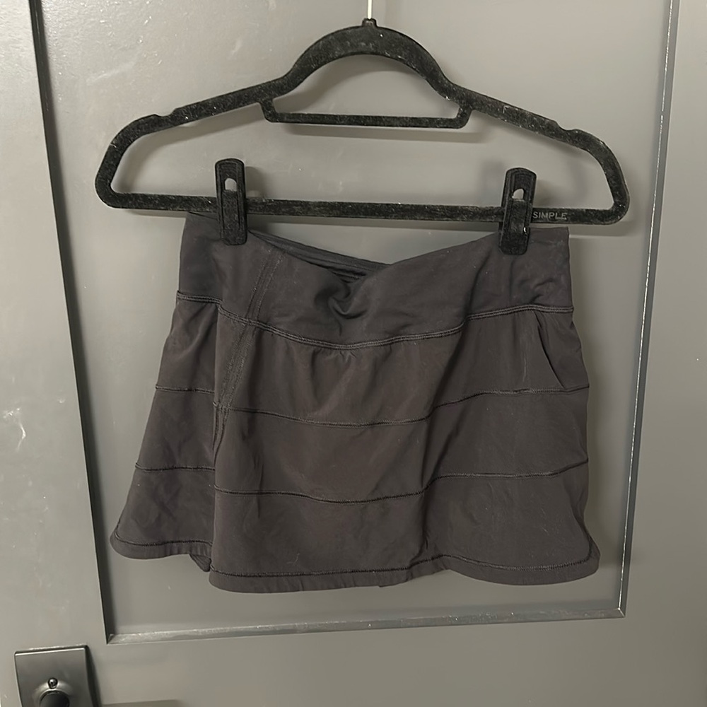Black lululemon pace rival mid rise skirt